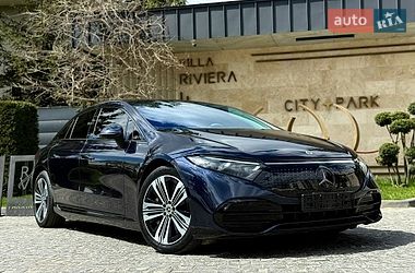 Седан Mercedes-Benz EQS 2021 в Львове