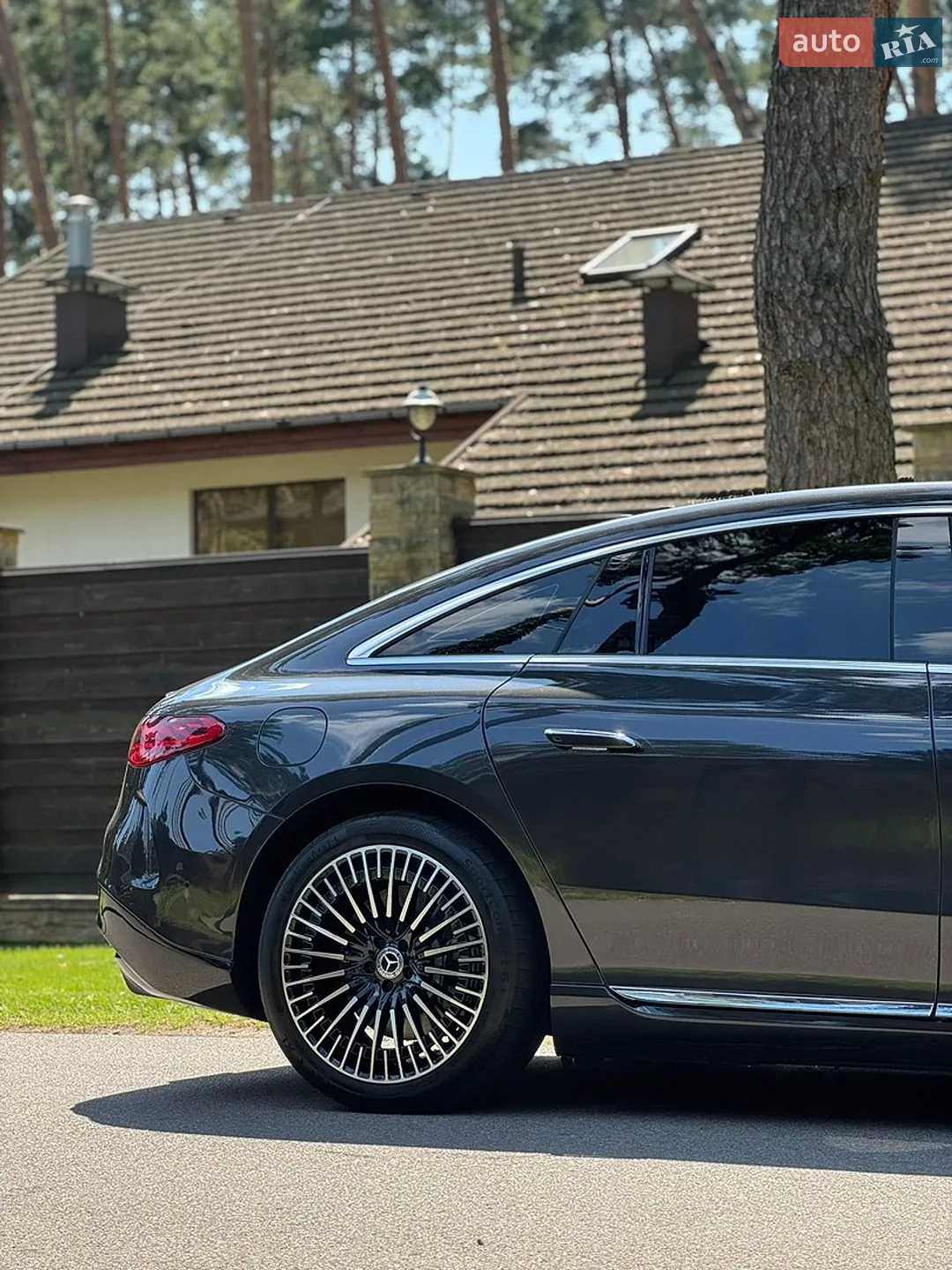 2022 Mercedes-Benz EQS - мініатюра 17