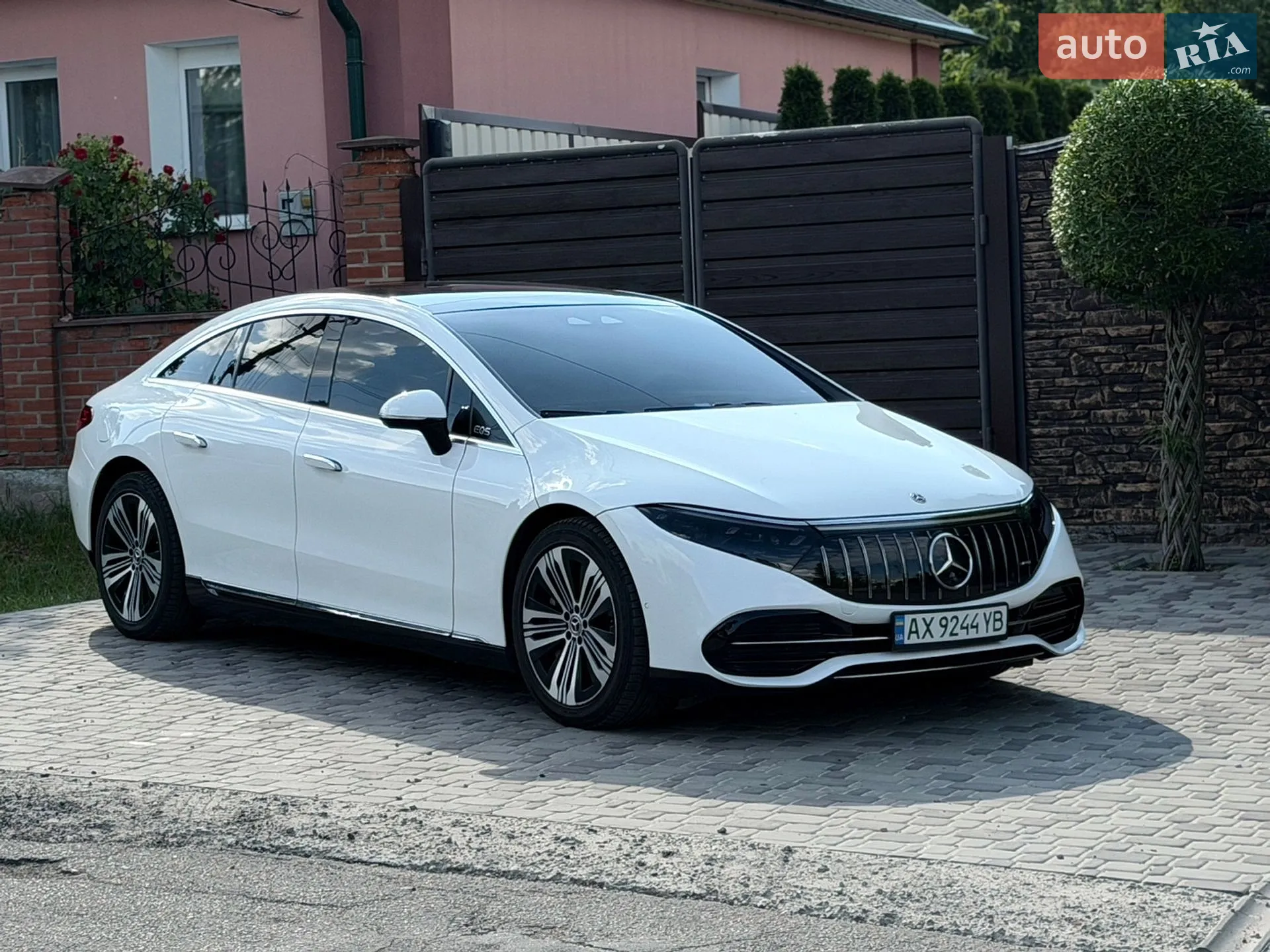 2022 Mercedes-Benz EQS - мініатюра 3