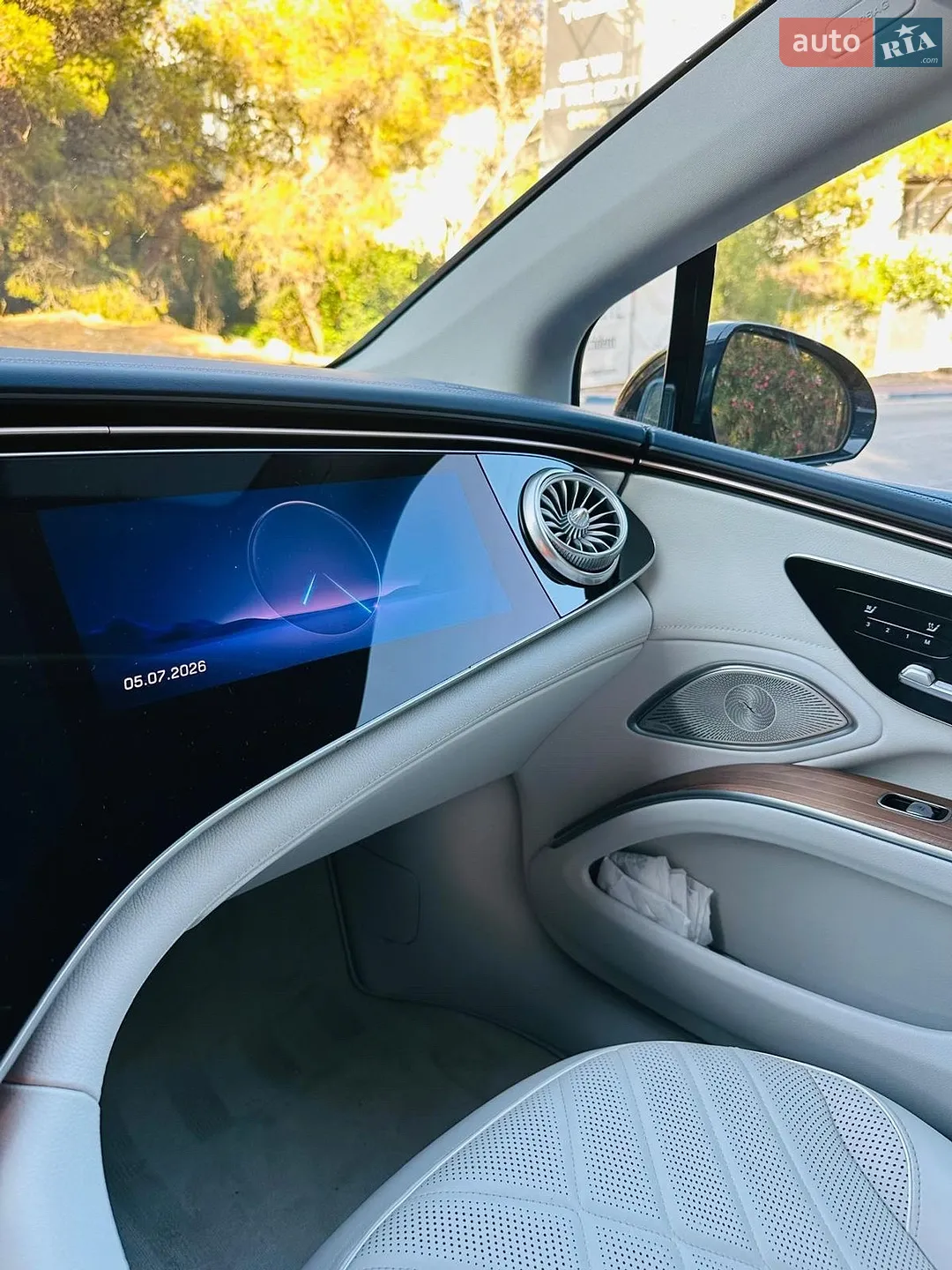 2022 Mercedes-Benz EQS - мініатюра 17
