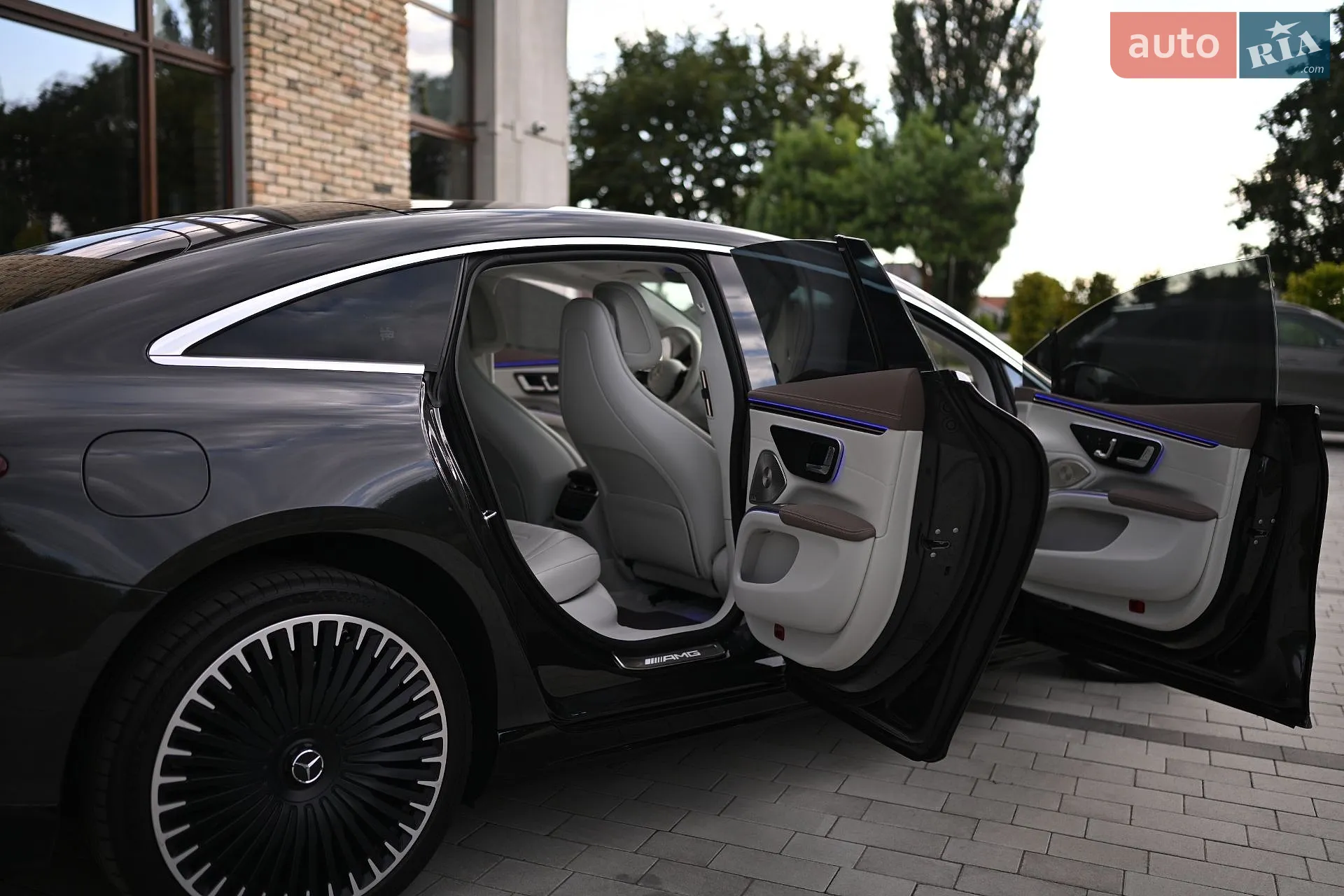 2021 Mercedes-Benz EQS - мініатюра 3