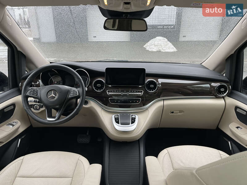 Минивэн Mercedes-Benz EQV 2021 в Киеве