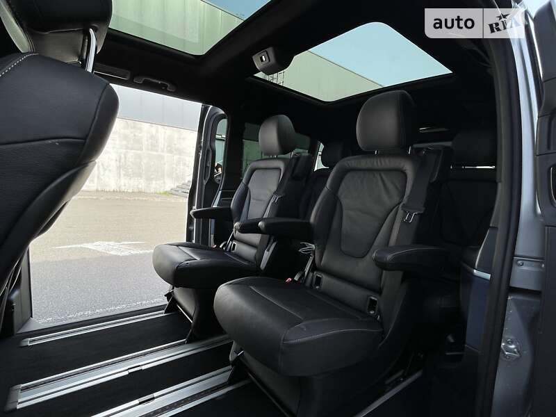 Минивэн Mercedes-Benz EQV 2022 в Киеве