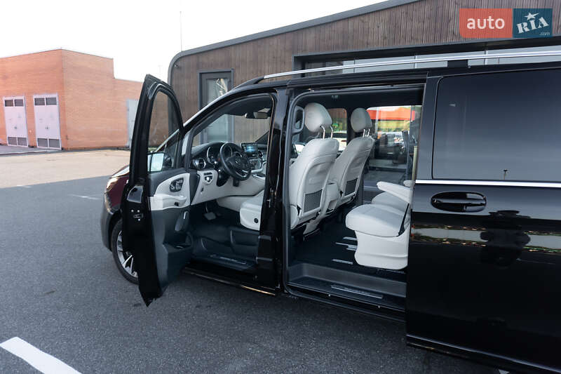 Мінівен Mercedes-Benz EQV 2021 в Києві