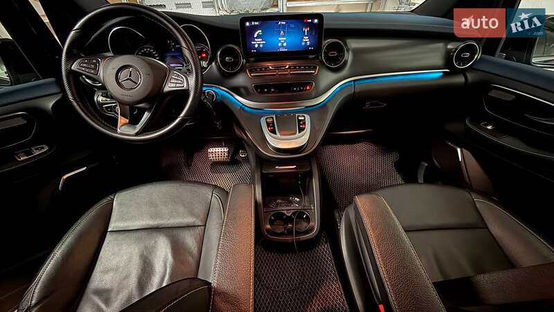 Минивэн Mercedes-Benz EQV 2020 в Киеве