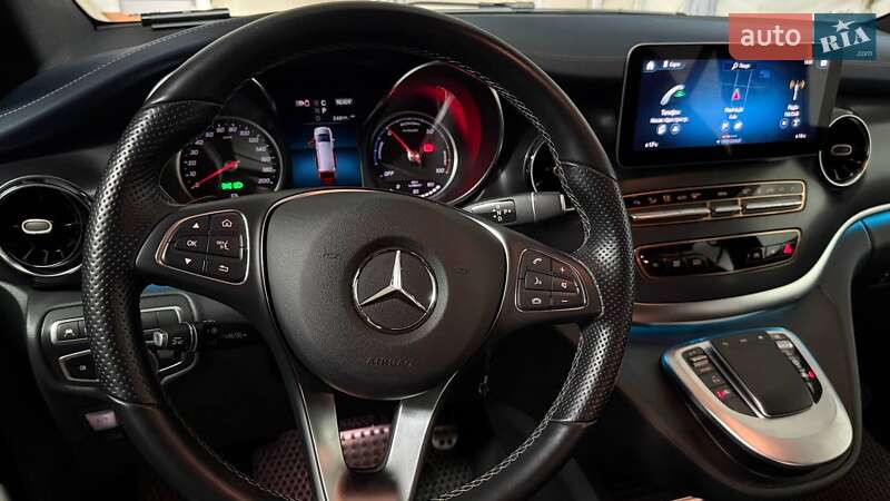 Минивэн Mercedes-Benz EQV 2020 в Киеве