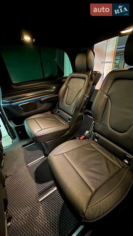 Минивэн Mercedes-Benz EQV 2020 в Киеве