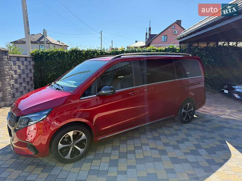 Минивэн Mercedes-Benz EQV 2024 в Ровно