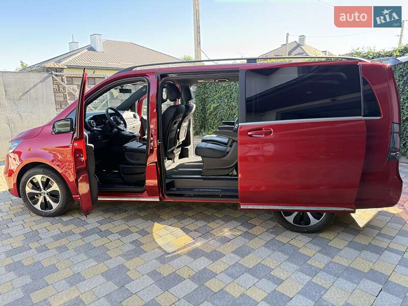 Минивэн Mercedes-Benz EQV 2024 в Ровно