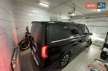 Мінівен Mercedes-Benz EQV 2021 в 