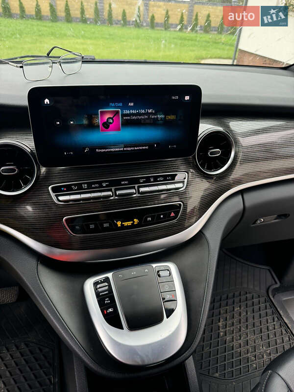 Минивэн Mercedes-Benz EQV 2021 в Тячеве