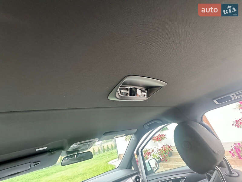 Минивэн Mercedes-Benz EQV 2021 в Тячеве