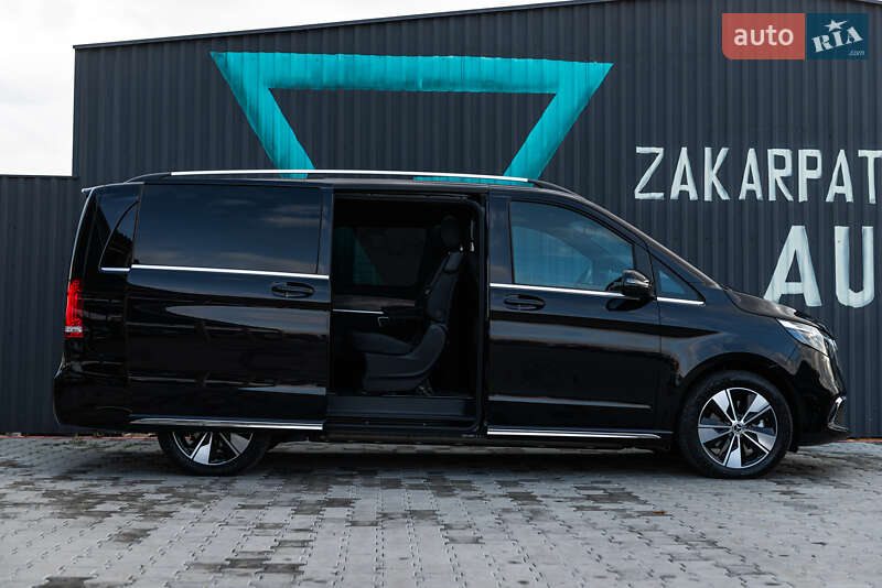 Минивэн Mercedes-Benz EQV 2023 в Мукачево