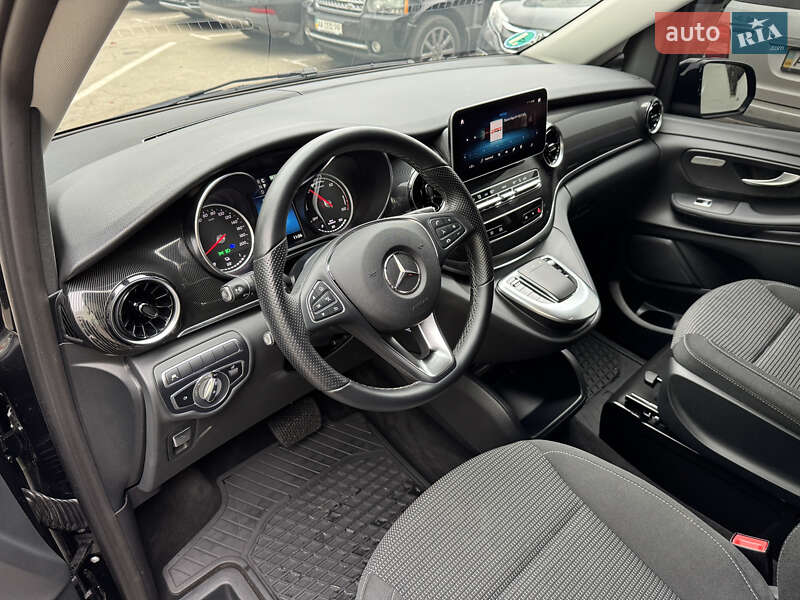 Минивэн Mercedes-Benz EQV 2023 в Киеве фото 14 Минивэн Mercedes-Benz EQV 2023 в Киеве