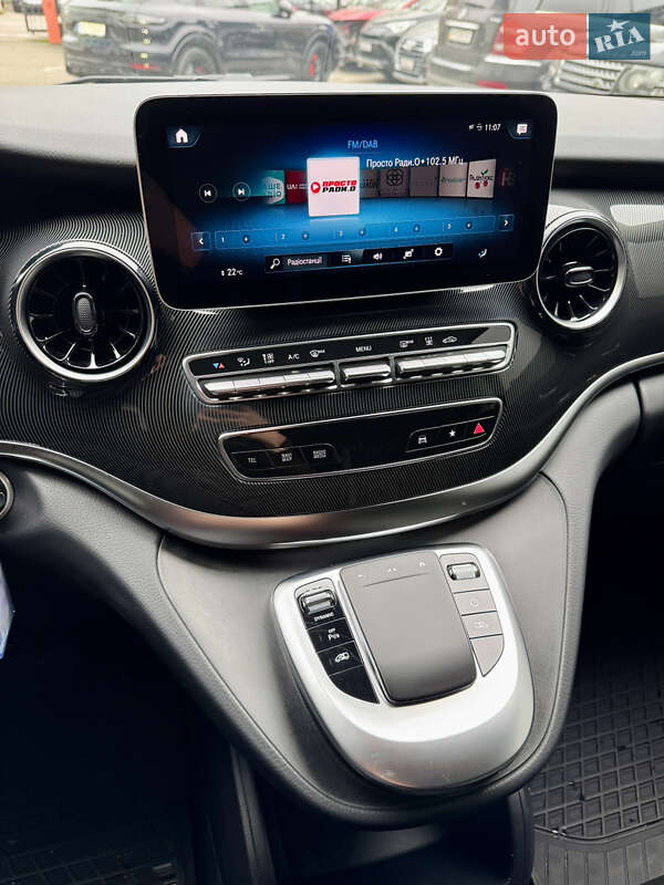 Минивэн Mercedes-Benz EQV 2023 в Киеве фото 19 Минивэн Mercedes-Benz EQV 2023 в Киеве