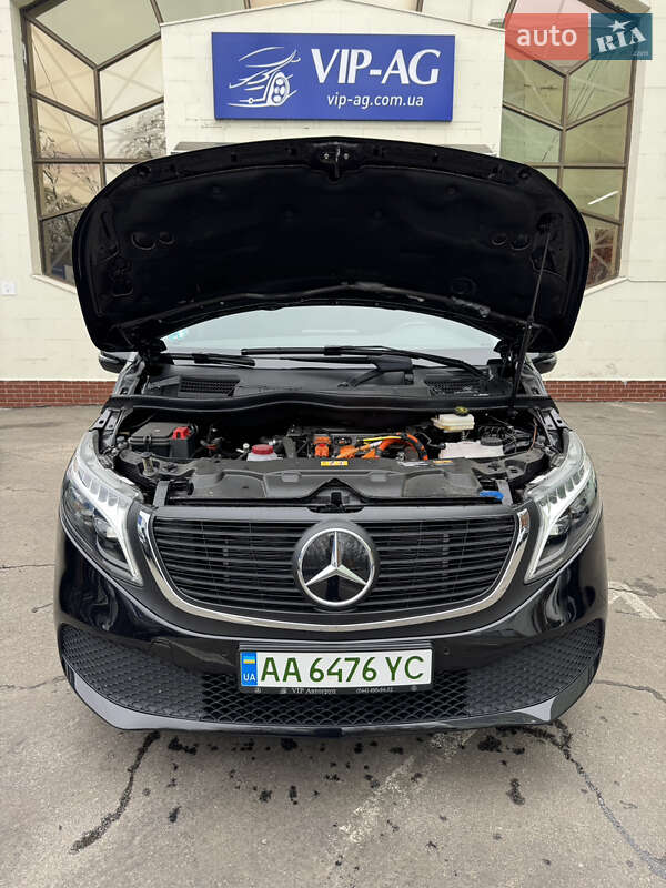 Минивэн Mercedes-Benz EQV 2023 в Киеве фото 71 Минивэн Mercedes-Benz EQV 2023 в Киеве