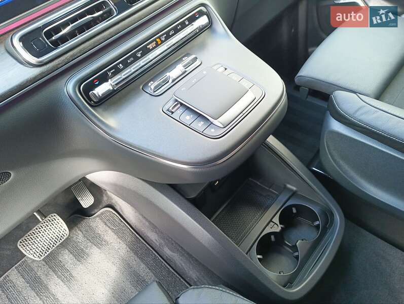 Мінівен Mercedes-Benz EQV 2024 в Коломиї