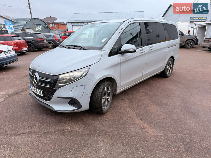 Mercedes-Benz EQV 2024