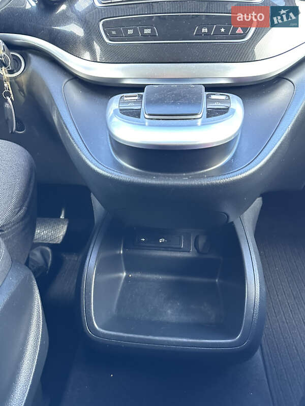 Мінівен Mercedes-Benz EQV 2021 в Івано-Франково фото 13 Мінівен Mercedes-Benz EQV 2021 в Івано-Франково