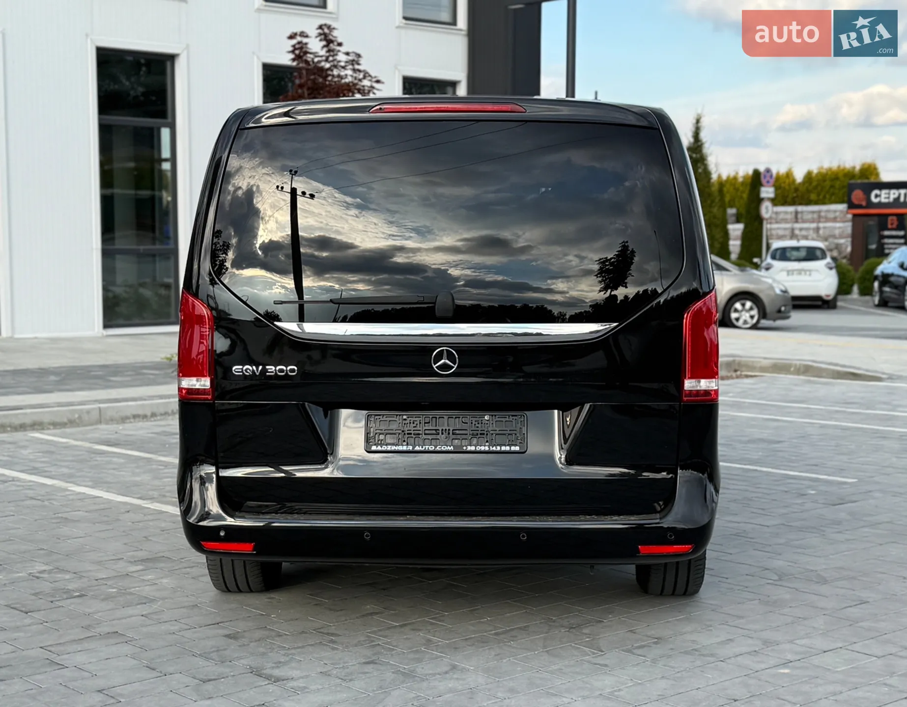 2021 Mercedes-Benz EQV - мініатюра 5