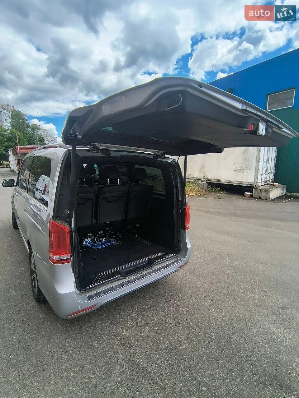 2022 Mercedes-Benz EQV - мініатюра 3