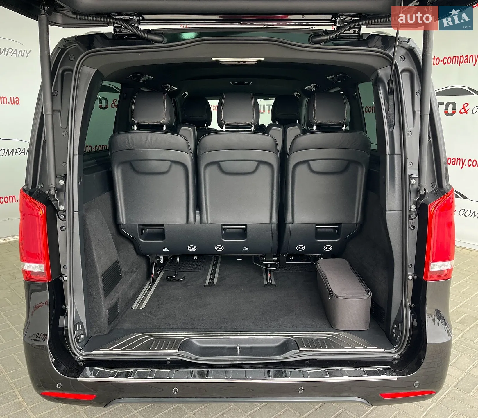 2022 Mercedes-Benz EQV - мініатюра 6
