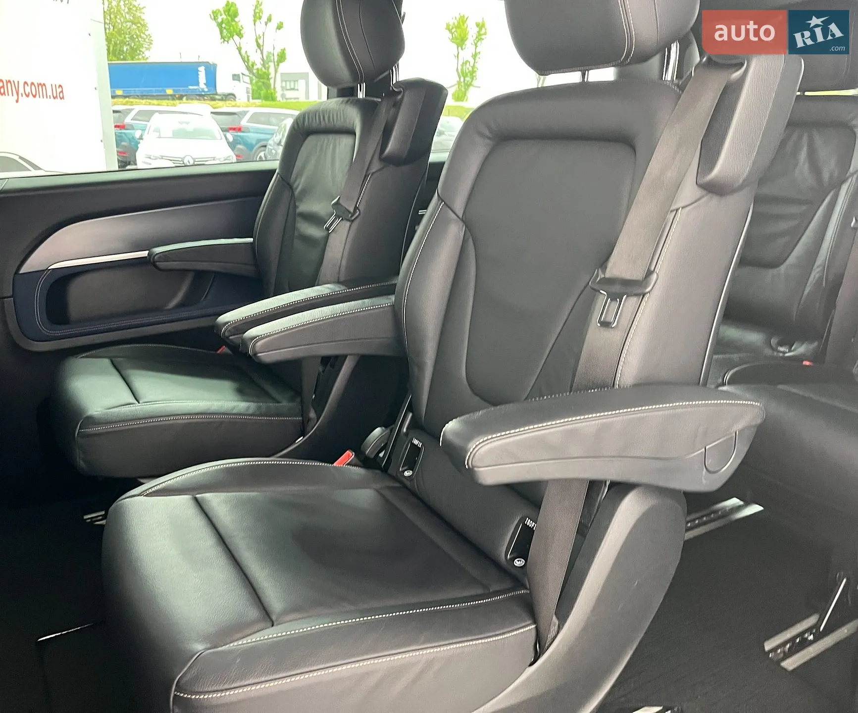 2022 Mercedes-Benz EQV - мініатюра 13