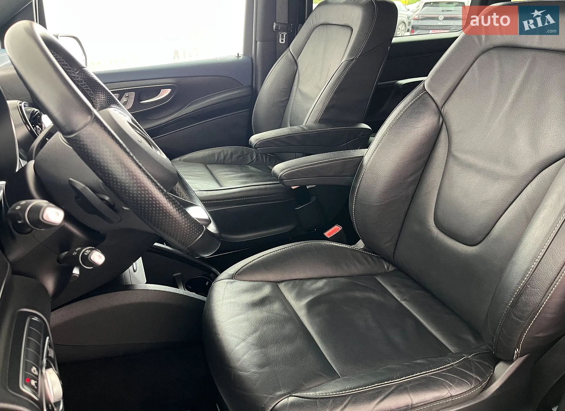 2022 Mercedes-Benz EQV - мініатюра 9