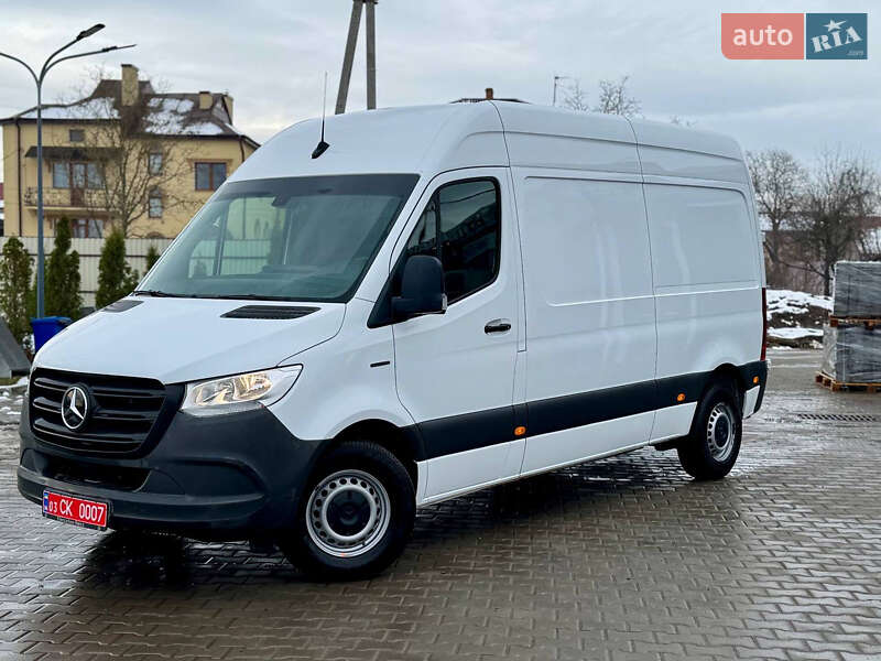 Грузовой фургон Mercedes-Benz eSprinter 2023 в Дрогобыче