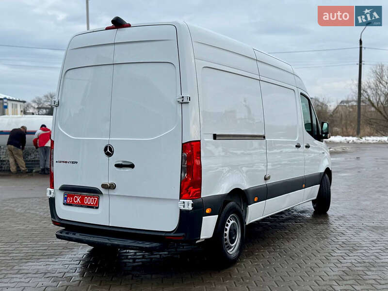 Грузовой фургон Mercedes-Benz eSprinter 2023 в Дрогобыче