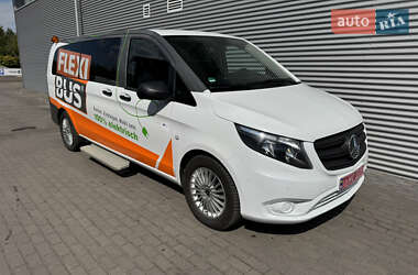 Мінівен Mercedes-Benz eVito 2022 в 