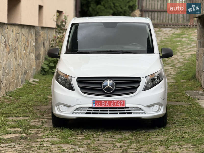 Минивэн Mercedes-Benz eVito 2021 в Тячеве