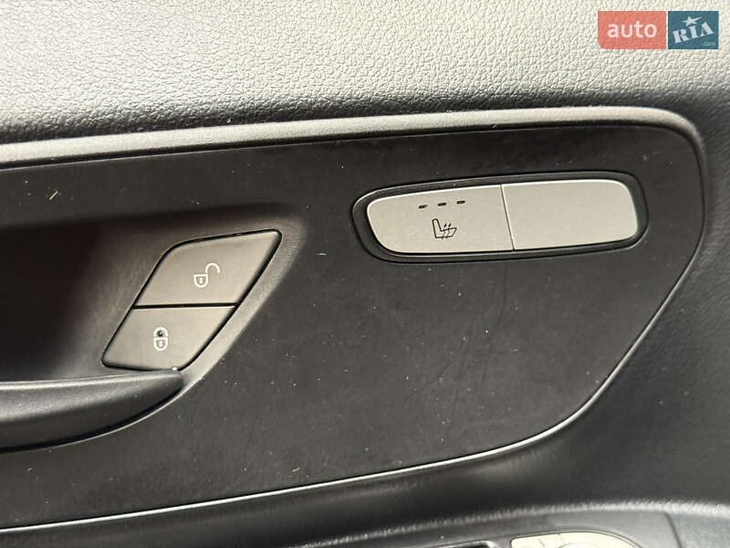 Минивэн Mercedes-Benz eVito 2021 в Тячеве