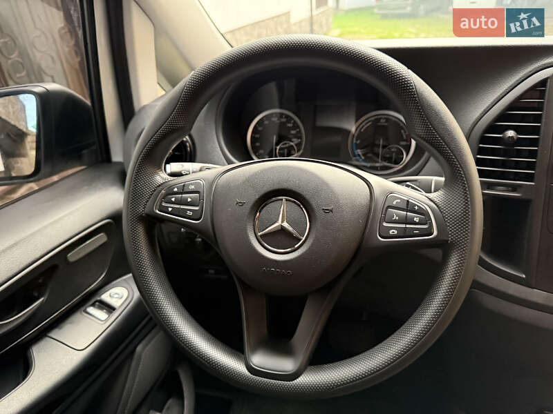 Минивэн Mercedes-Benz eVito 2021 в Тячеве