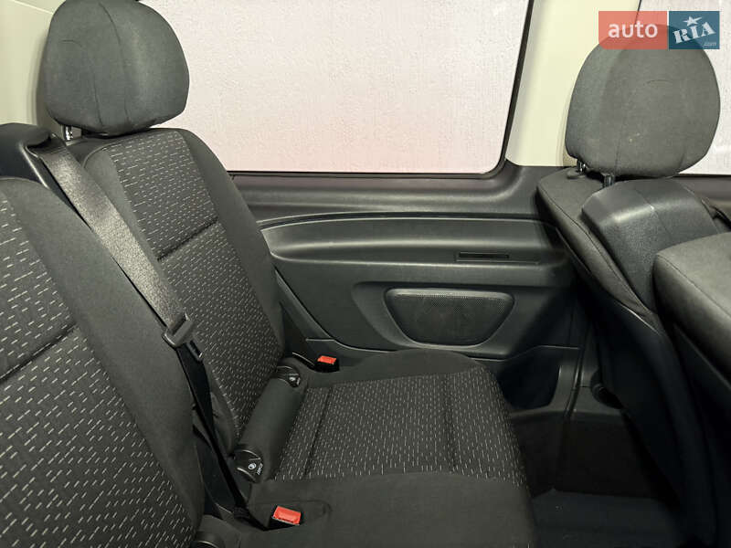 Минивэн Mercedes-Benz eVito 2021 в Тячеве