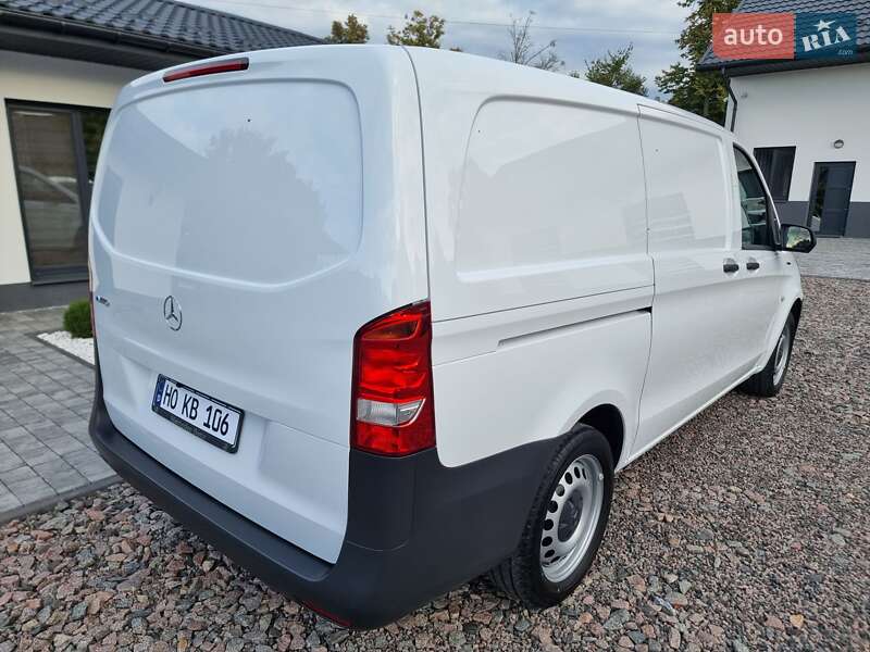 Вантажний фургон Mercedes-Benz eVito 2022 в Радивиліві