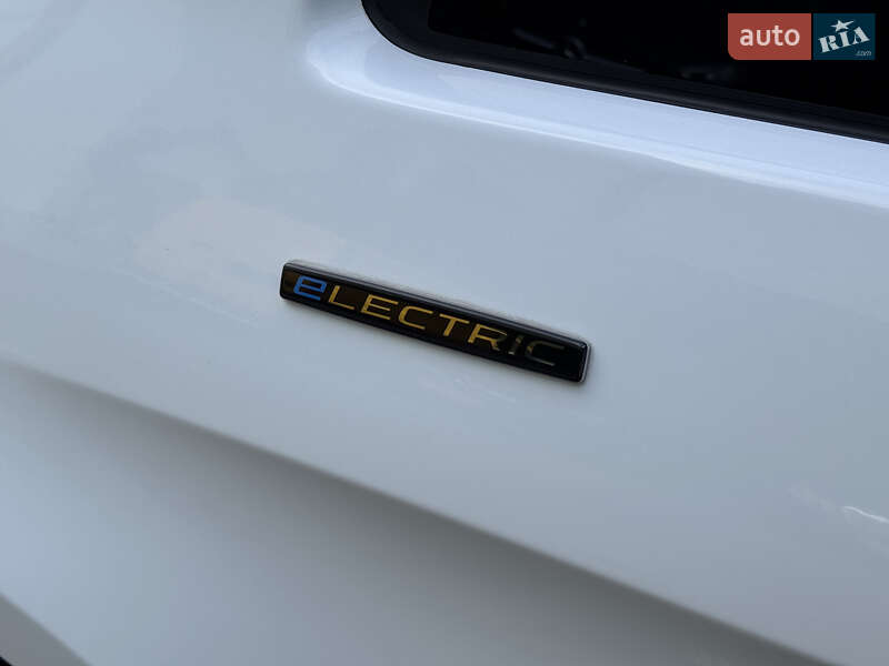 Грузовой фургон Mercedes-Benz eVito 2022 в Киеве