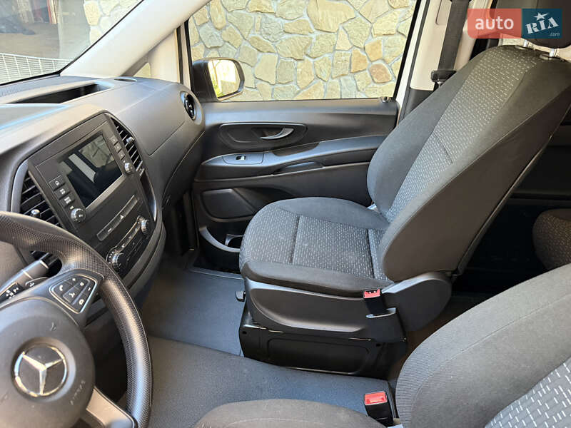 Минивэн Mercedes-Benz eVito 2021 в Тячеве