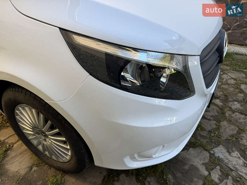 Минивэн Mercedes-Benz eVito 2021 в Тячеве