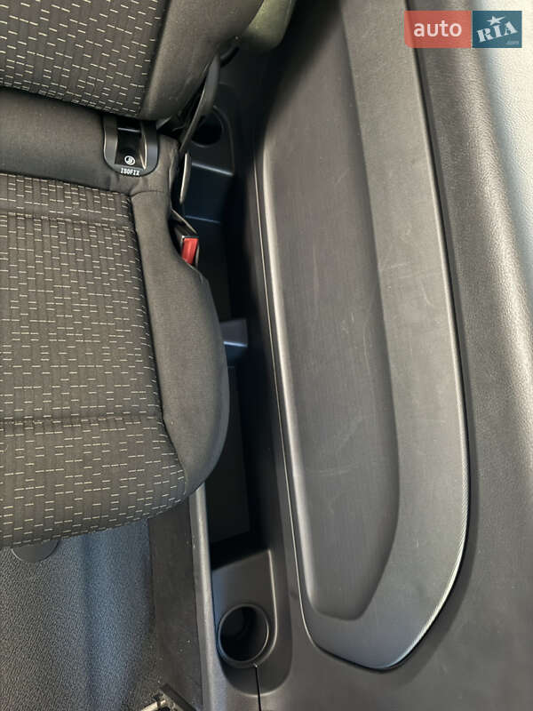 Минивэн Mercedes-Benz eVito 2021 в Тячеве