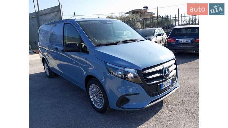 Mercedes-Benz eVito 2024