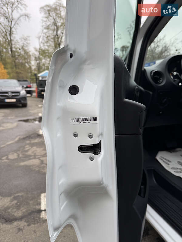 Вантажний фургон Mercedes-Benz eVito 2024 в Києві