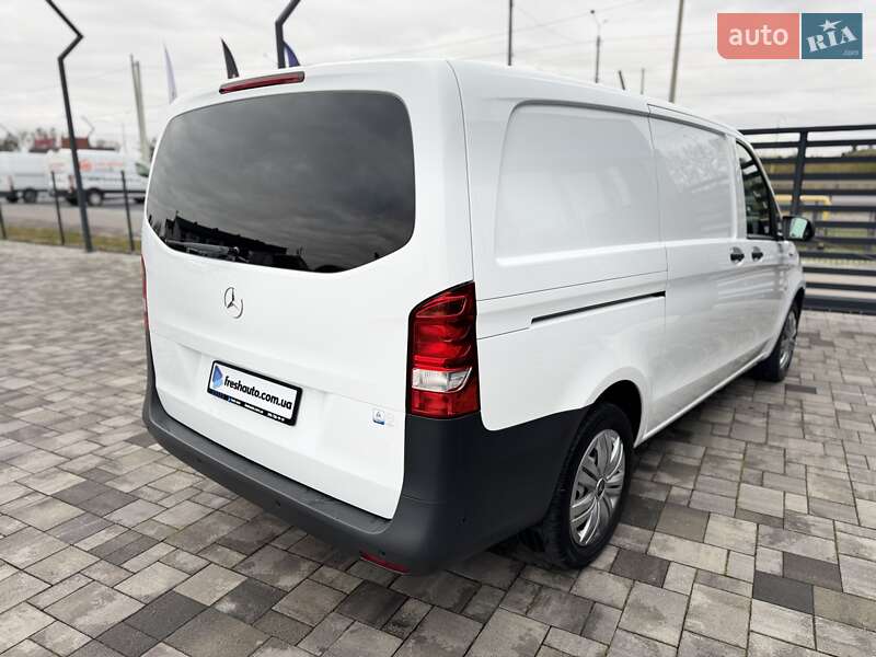 Вантажний фургон Mercedes-Benz eVito 2020 в Рівному