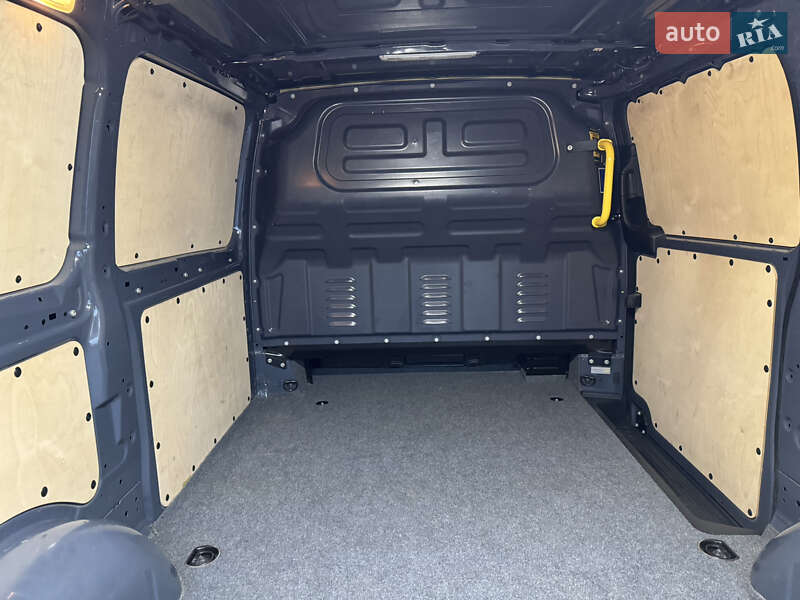 Вантажний фургон Mercedes-Benz eVito 2020 в Рівному фото 35 Вантажний фургон Mercedes-Benz eVito 2020 в Рівному