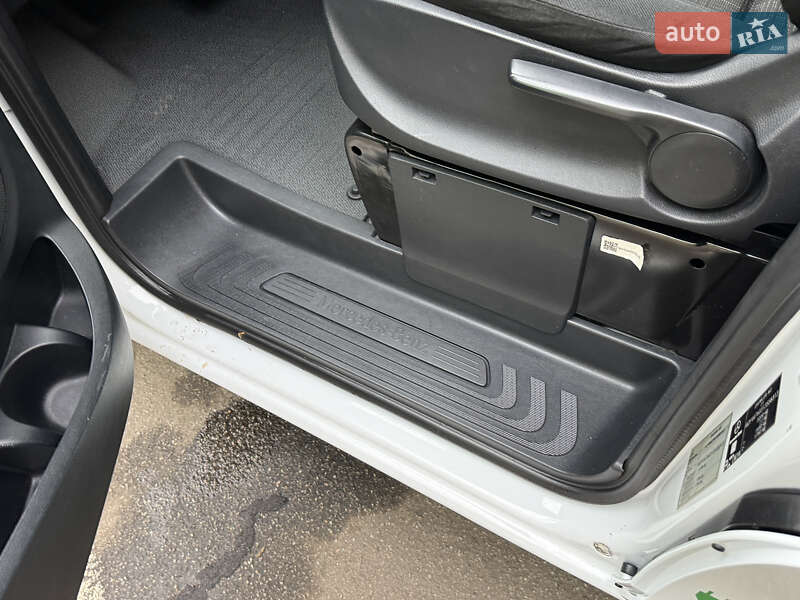 Грузовой фургон Mercedes-Benz eVito 2019 в Киеве