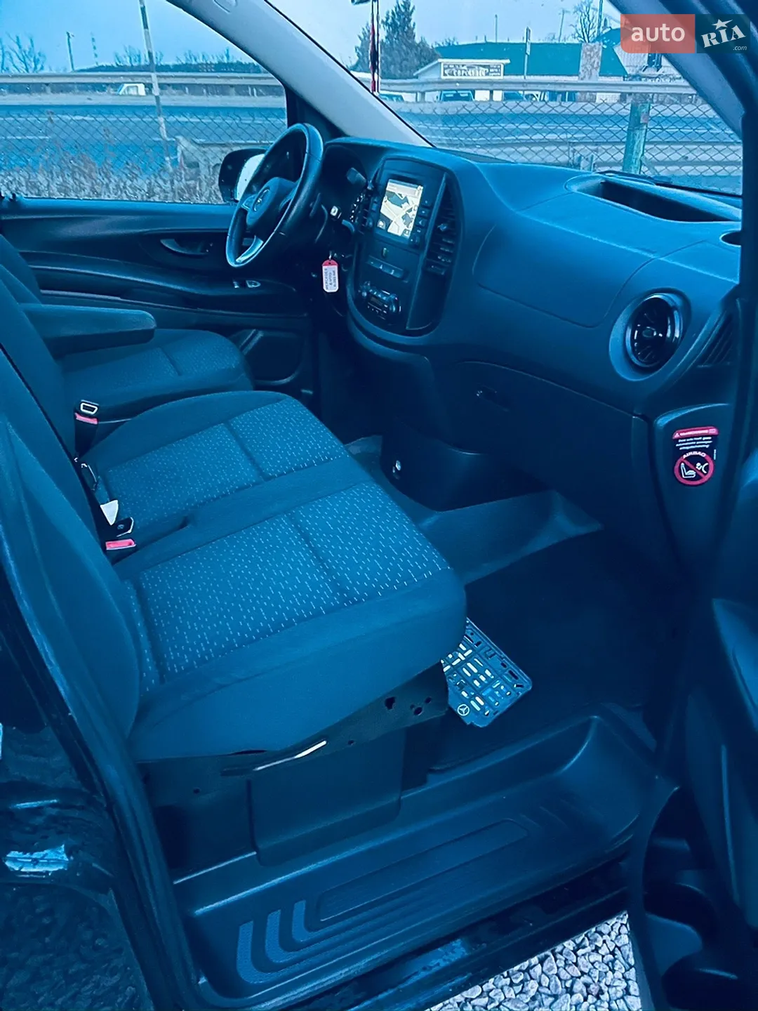 2021 Mercedes-Benz Vito - мініатюра 12