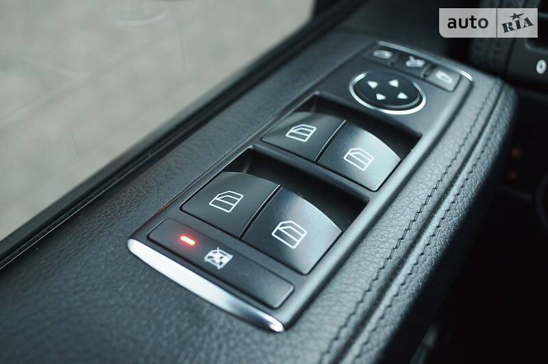 Позашляховик / Кросовер Mercedes-Benz G-Class 2013 в Одесі