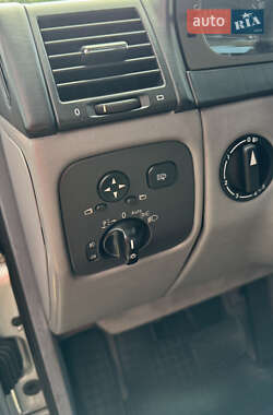 Внедорожник / Кроссовер Mercedes-Benz G-Class 2001 в 