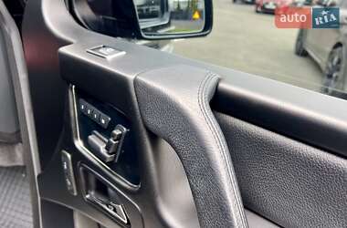 Позашляховик / Кросовер Mercedes-Benz G-Class 2017 в 