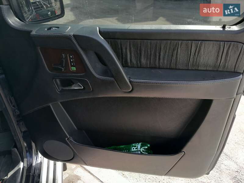 Внедорожник / Кроссовер Mercedes-Benz G-Class 2001 в Корце